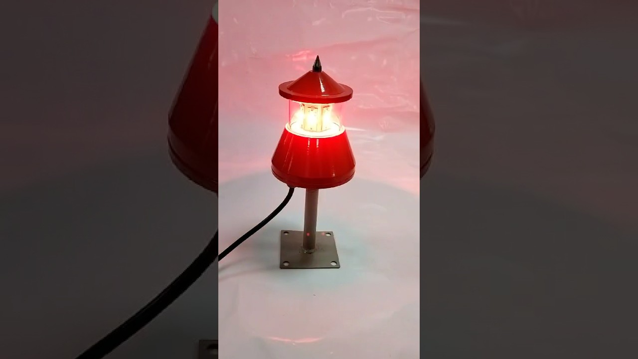 Low Intensity Flashing Aviation Obstruction Lights 