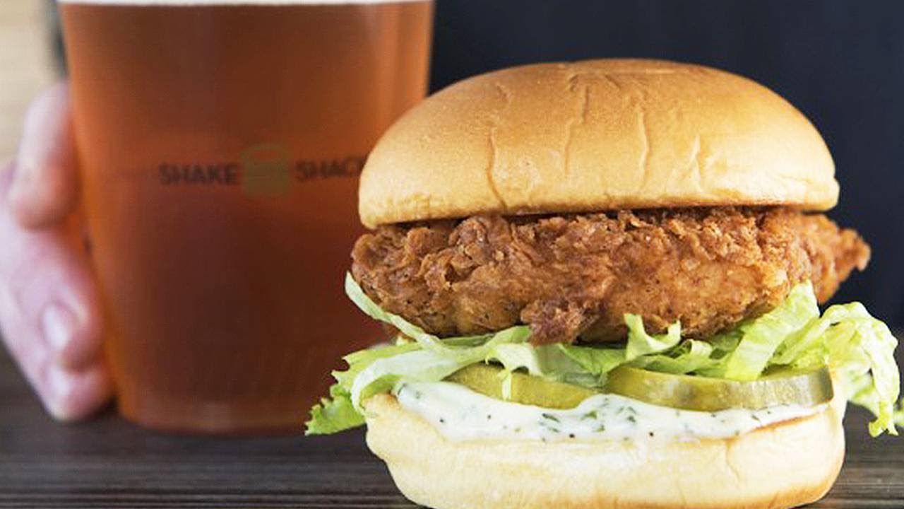 Shake Shack Rolls Out a New Chicken Sandwich Nationwide Shake Shack Rolls Out a New Chicken Sandwich Nationwide
