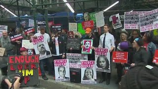 Protesters gather at Congressional hearing on NYC crime screenshot 5