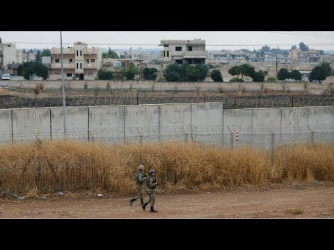 Syrian and Turkish armies in deadly border clash