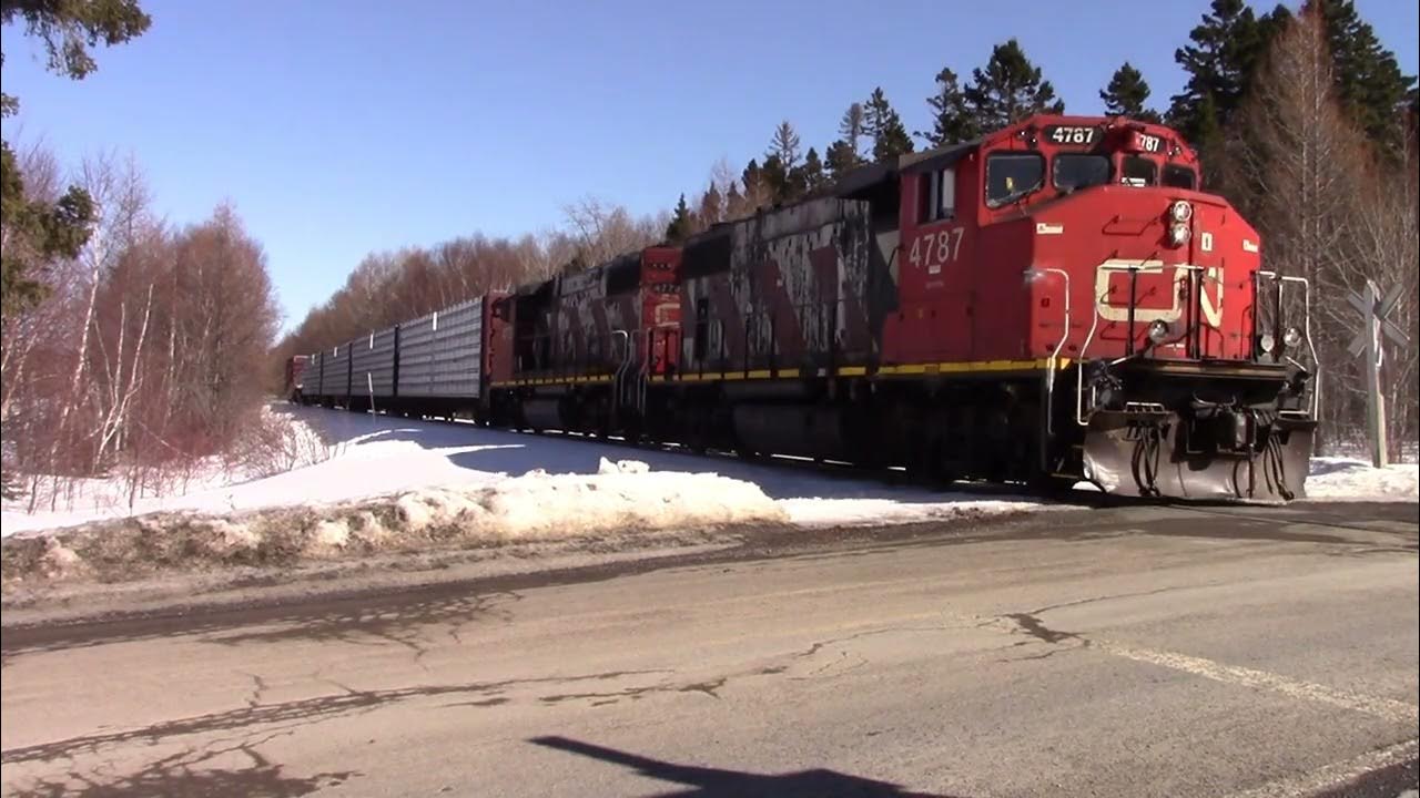 (HD) CN 4787 & CN 4773 (CN 561 West) Métis Qc ( Matane SUB M.P 10.76