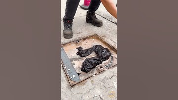 From nothing 🚫 to a Step-by-step repair of a pothole with DIY asphalt 🛣️ #desire