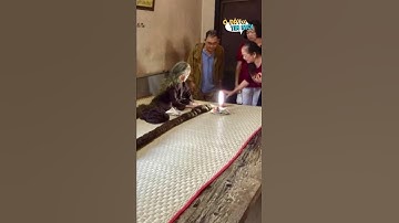 Dị nhân miền Tây: 66 năm không cắt tóc, không gội đầu, chỉ ăn cơm duy nhất 1 lần trong ngày #Shorts