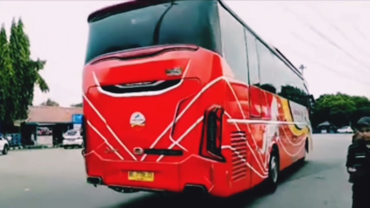 Bus Gumarang jaya viral pakai kalason oto bus Sumbar zaman saisuak di tahun 70 han.