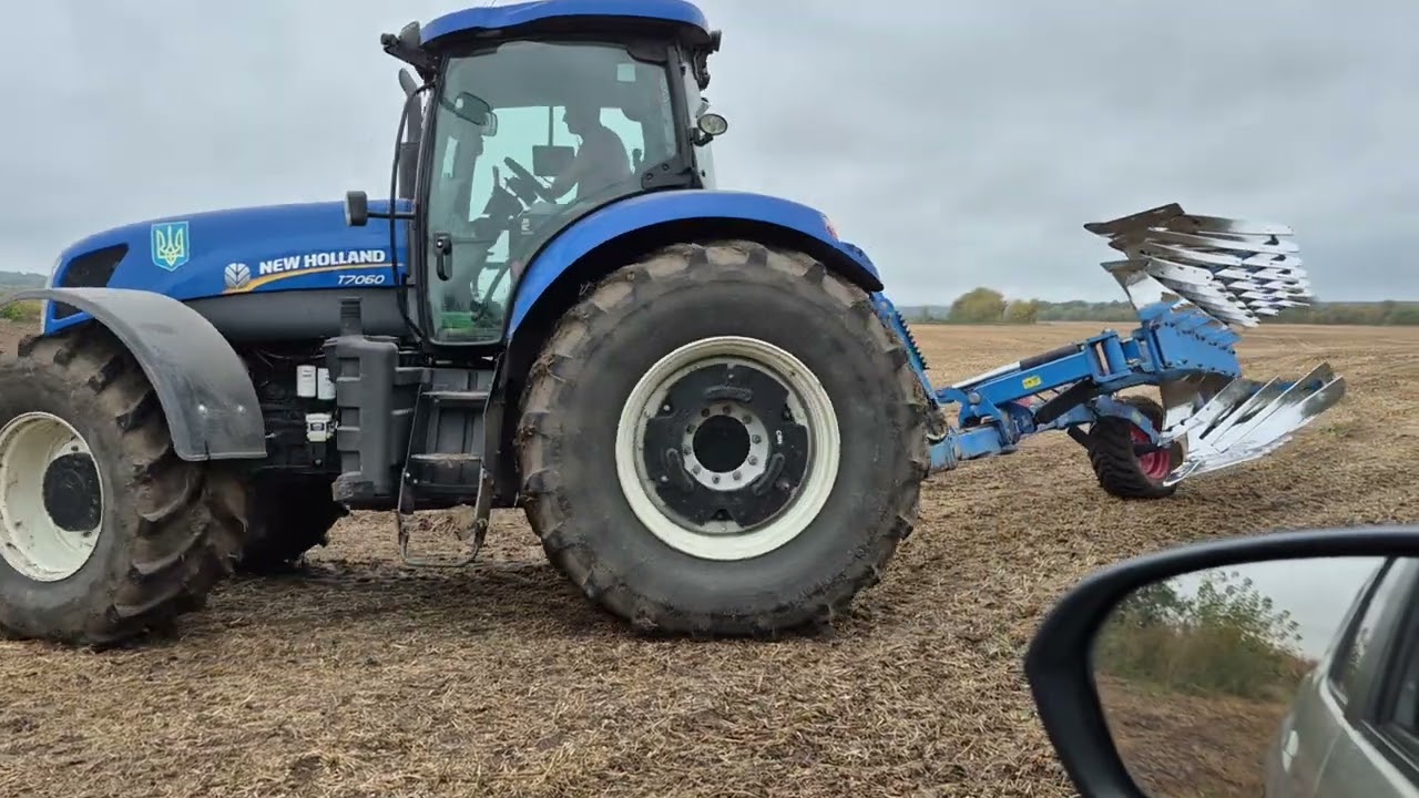 Плуг  Lemken Diamant  в роботі