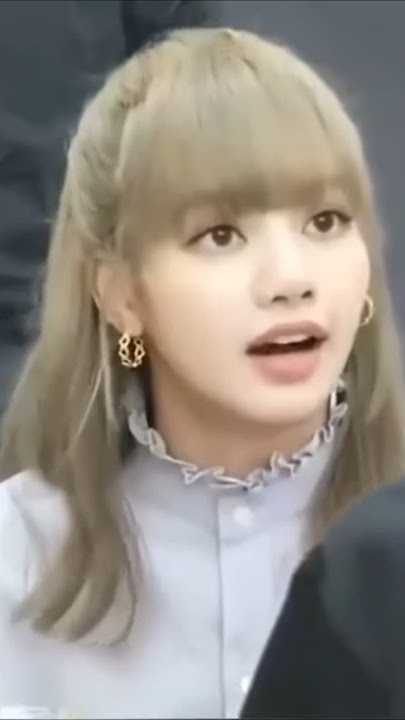 Lisa the cutest person in the world 🌎🌍🩷💕 #blackpink #foryou  #fanaccount #fanpages