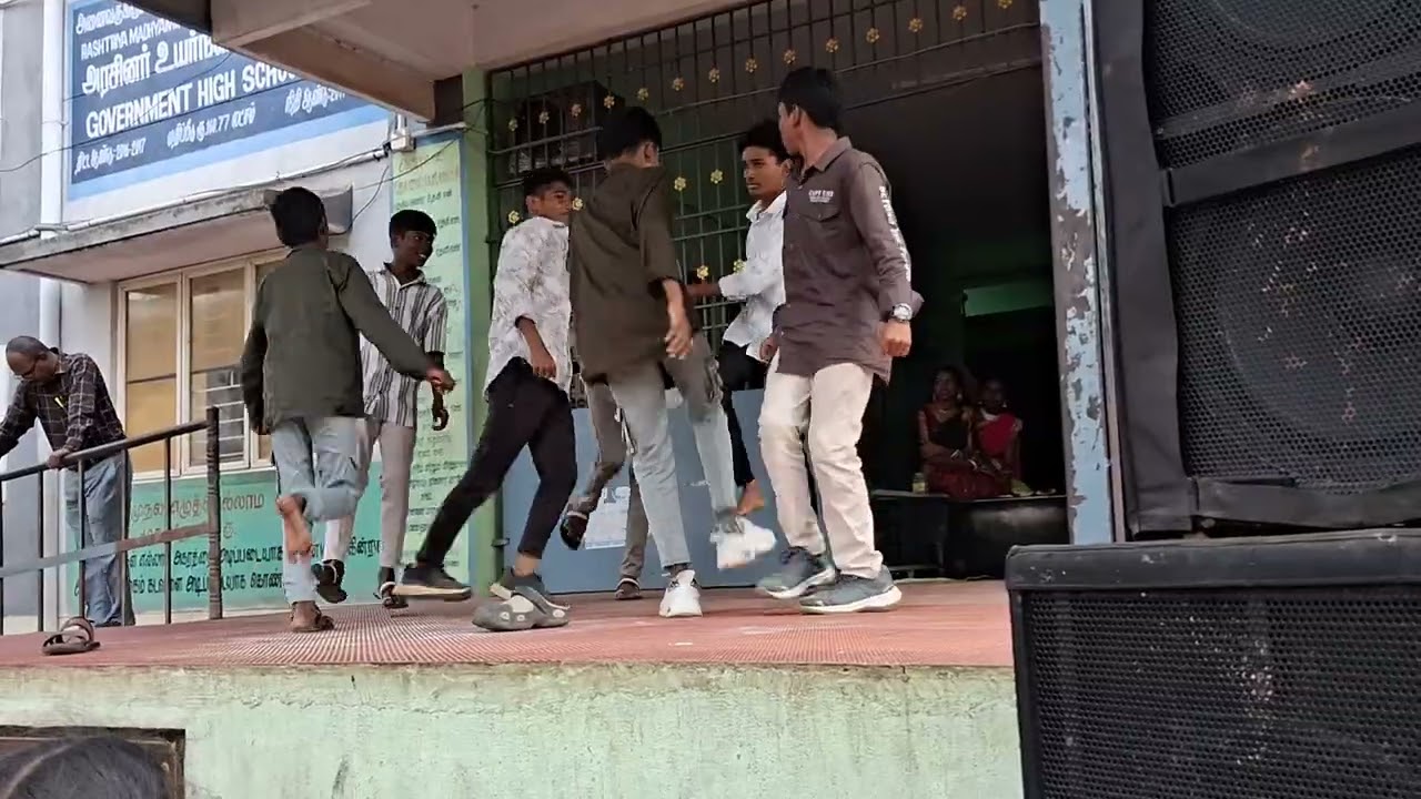 POKKIRI PONGAL DANCE  Govt.school boys