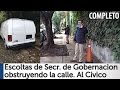 Arne aus den Ruthen: Escoltas de Gobernacion obstruyen la calle y circulan sin placas