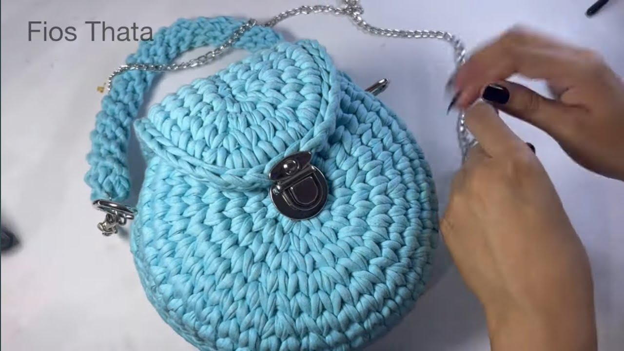 ESSA BOlSA É MUITO FÁCIL! BOLSA BOHO COM FECHAMENTO DIFERENTE - COMO FAZER BOLSA REDONDA DE CROCHÊ
