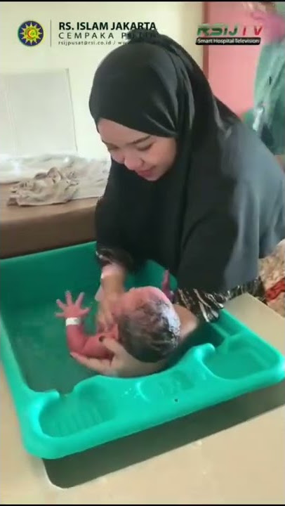 Yuk Belajar Memandikan & Menyusui Bayi di RS Islam Jakarta Cempaka Putih