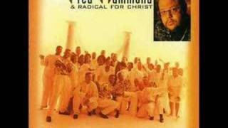 Video thumbnail of "Fred Hammond & RFC - Lift Up Your Hands to the Lord"