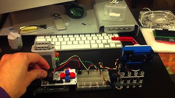 Arduino + Lego Technic + PS2Stick + Servos