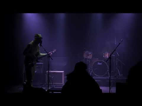 Marwan Barghouty - FAKUS the hairy arabic cucumber live