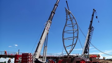 Time Lapse - Lincoln Avenue Pedestrian Bridge Installation