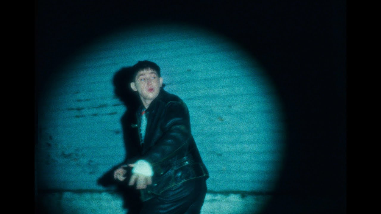 DILLOM - Buenos tiempos (Videoclip)‎