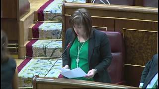 Olga Iglesias pregunta al ministro Arias Cañete sobre el sector lácteo
