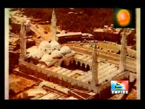 Muj Ko Darpaish Hai
