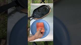 Seafood in an outdoor pizza oven? Checkout the Ooni cast iron sizzler | Yuppiechef #shorts