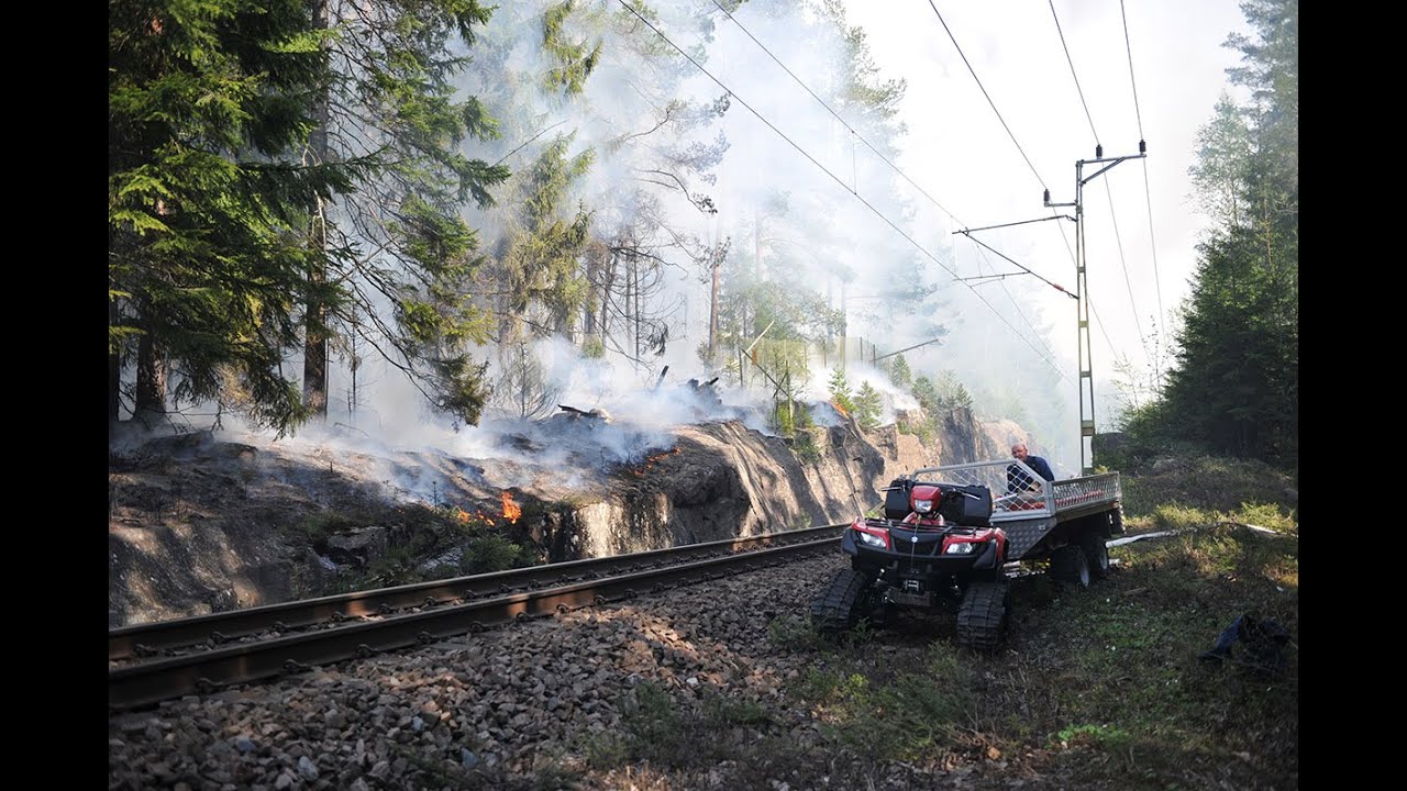 Stor skogsbrand utanför Mölnbacka