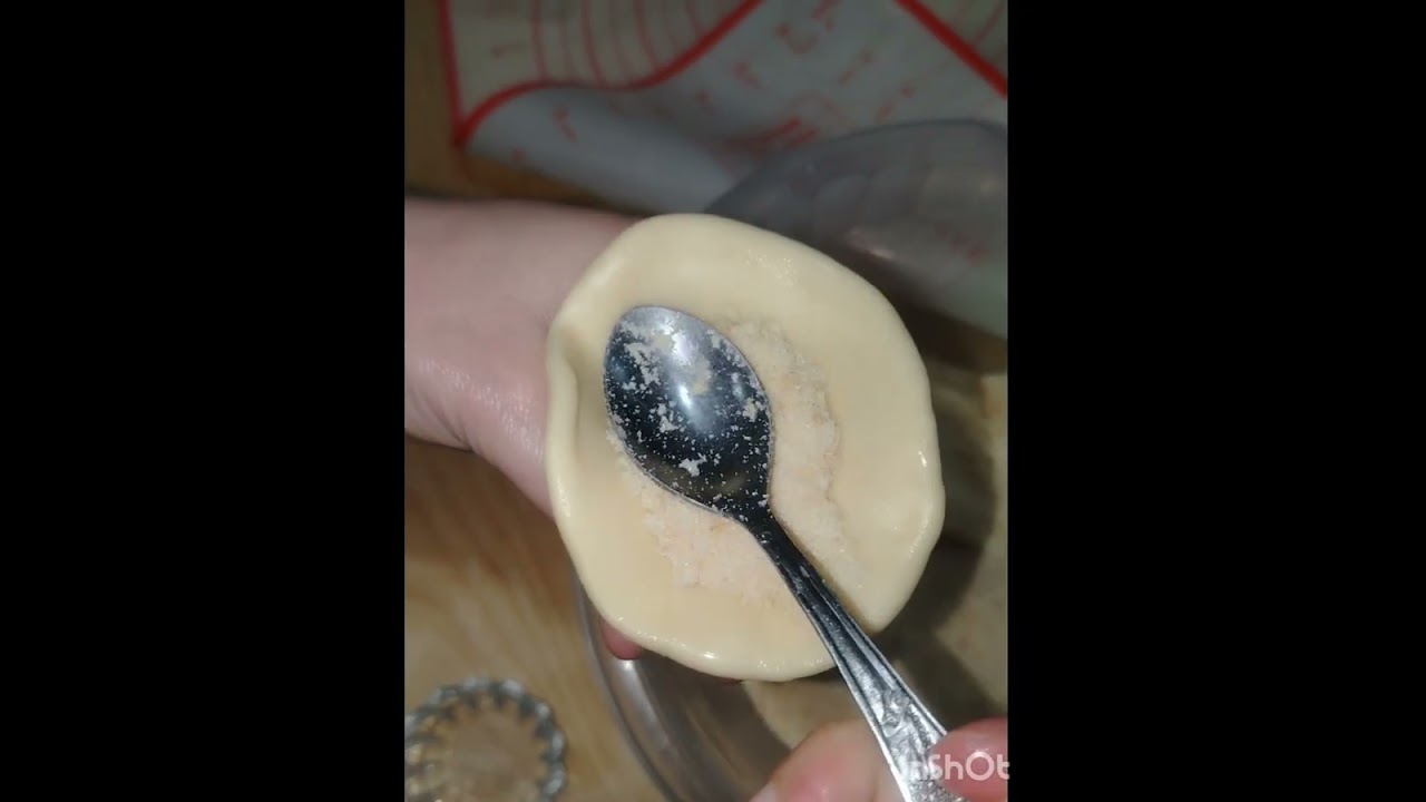 Ən asan döymə xəmirdən şəkərbura #şəkərbura#novruzbayramı#millişirniyat#çərşənbə#dədəbabaşəkərbura 