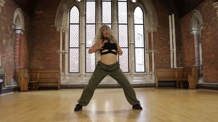 Nancy Lowe - Dont stop the music - Rhianna