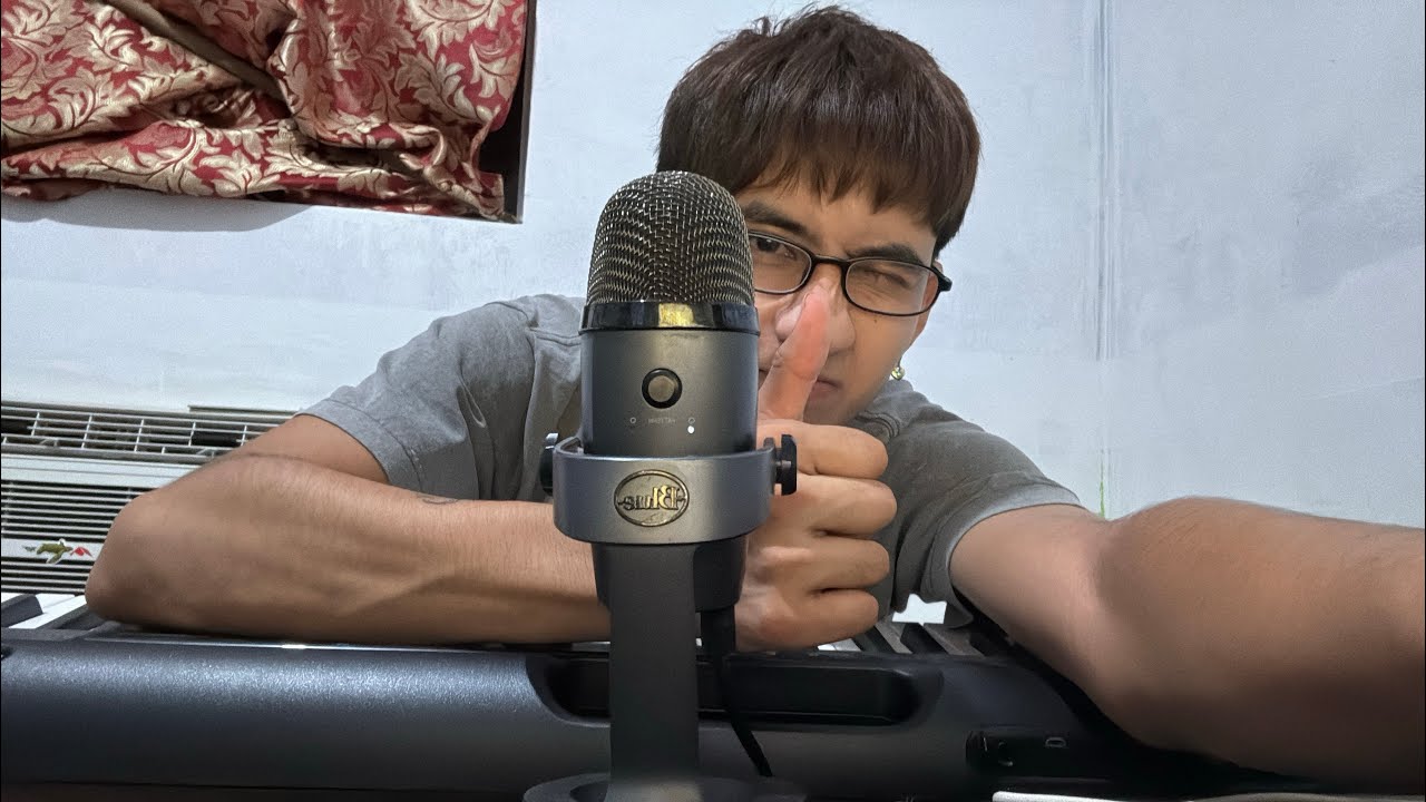 ASMR |mouth sounds y hablando de mi|