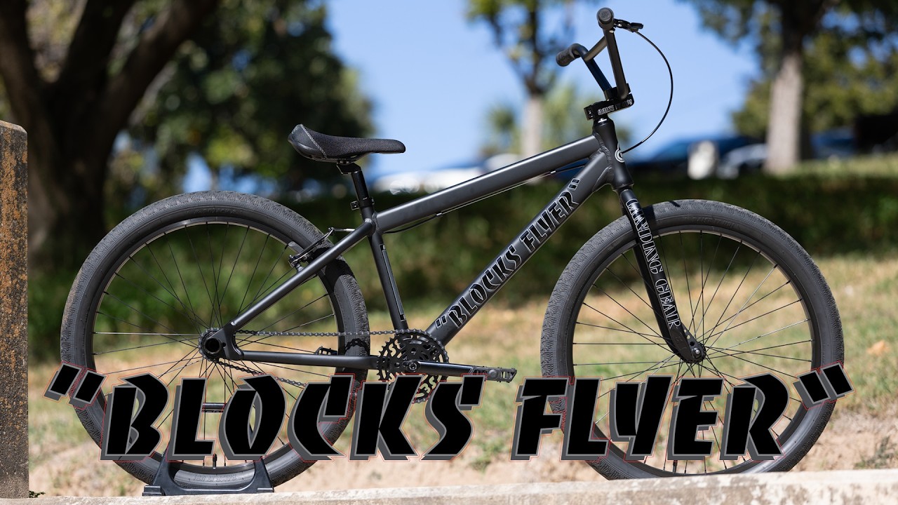 SE Bikes Blocks Flyer Matte Black! - YouTube