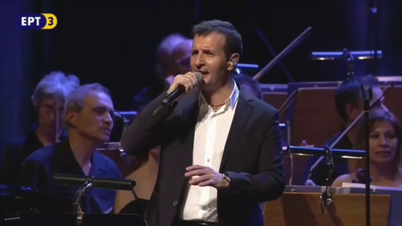 Δημήτρης Μπάσης - Τσάμικος