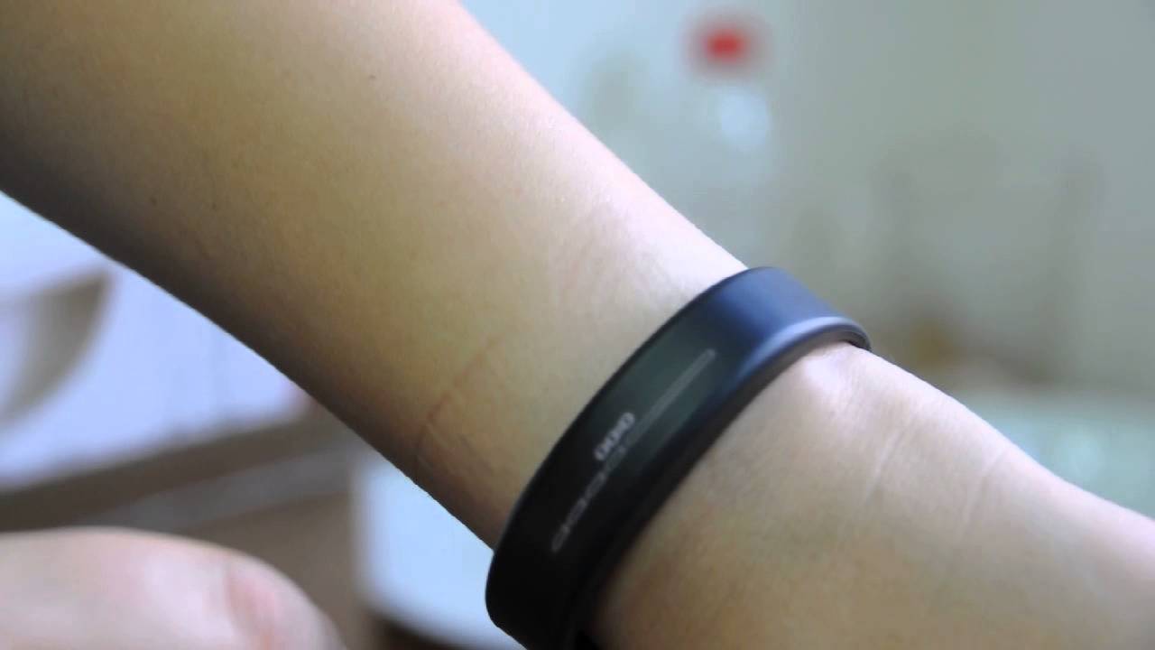 Garmin Vivosmart OLED review 