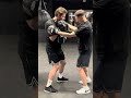 Ошибка при уклоне вправо, из-за которой у тебя не получается защититься от прямого удара и ответить.