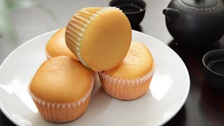 松软纸杯小蛋糕 | Super fluffy cupcake [EASY recipe]