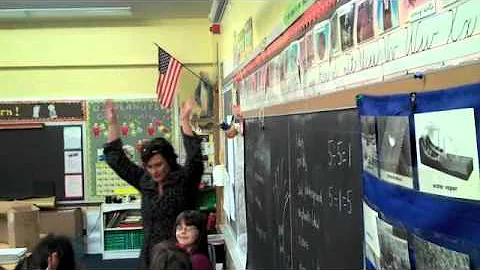 Catechists in Action: 2nd-Grade Catechist Begins Class with Prayer