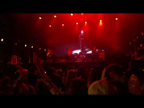 Poetry in Shorts 短歌 - Super Villain 大反派 Live at Chunyou Festival 春游音乐节