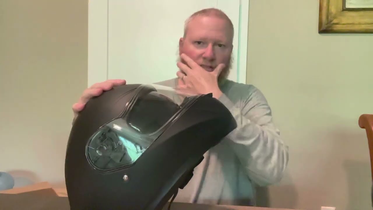 Unboxing  Yema   ym-831 Full face motorcycle helmet…My Birthday gift!!!