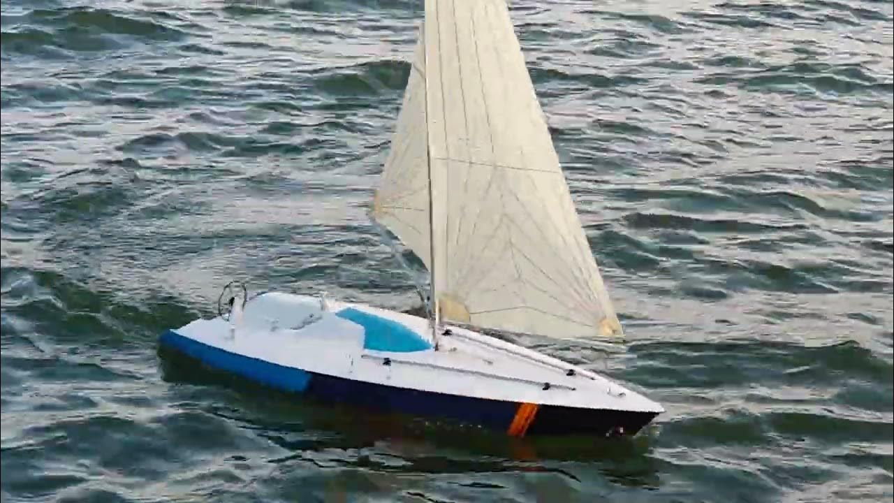 robbe estelle rc yacht