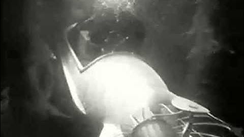 Labyrinth Ear - Walk on the Moon (Arthur Russell)