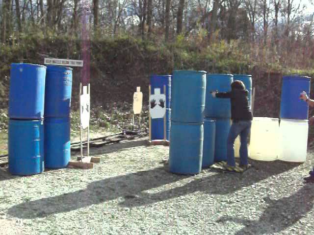 Girl shoots fast moving target with a Glock at IDPA competition!