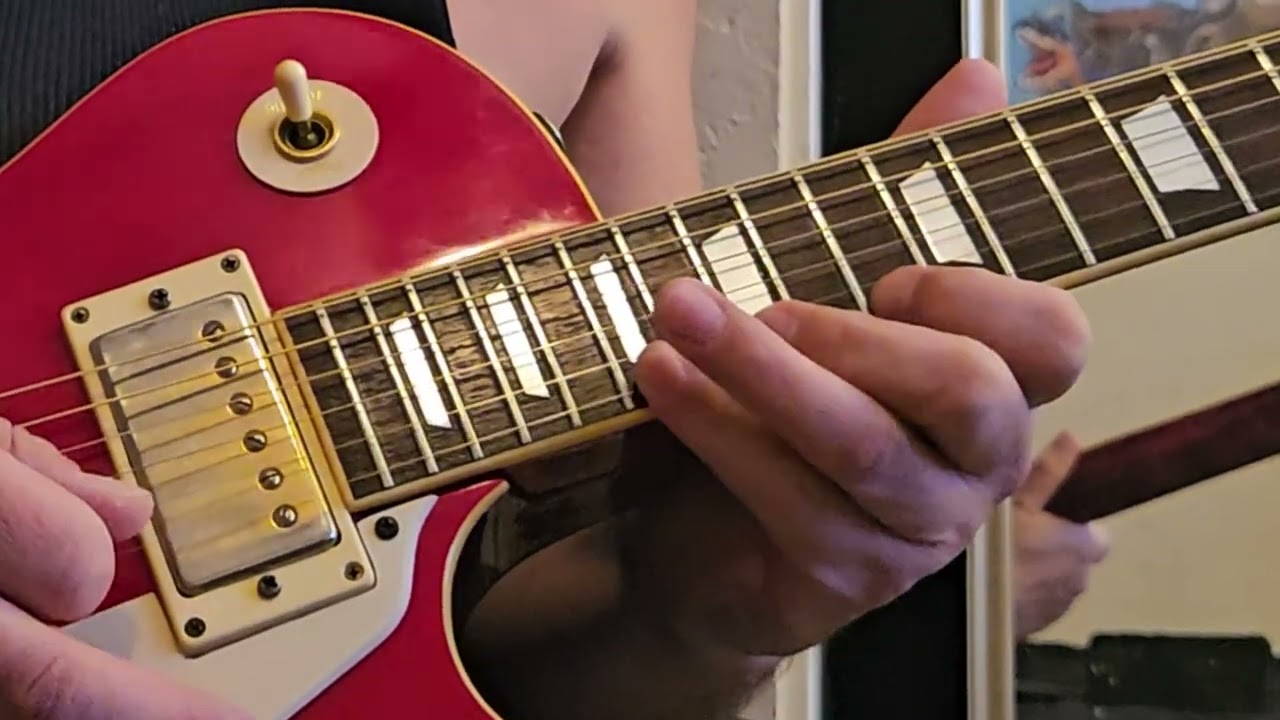 Lunchtime lick of the day, legato tapping and bending