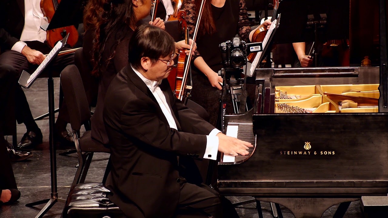 Piano Concerto No. 1 by Pyotr Ilyich Tchaikovsky - YouTube