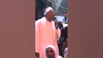 الشيخ شرف التمادى خمورجى سهران طول الليل فى ايده كاس ولما شرب إنطرب حصل في جسمه ماس 