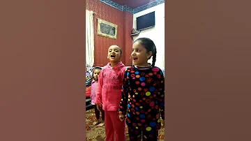 كان فيه أرنب طالع يلعب 