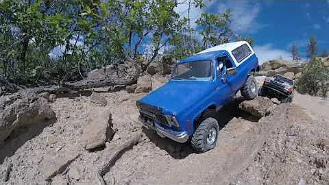 1/10 Crawlers | RC4WD TF2 w/1979 Chevrolet K/5 Blazer Body & RC4WD TF2 w/1985 Toyota 4Runner Body