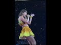 But I keep cruisin' Can't stop, won't stop movin' 💛 #shakeitoff #erastour