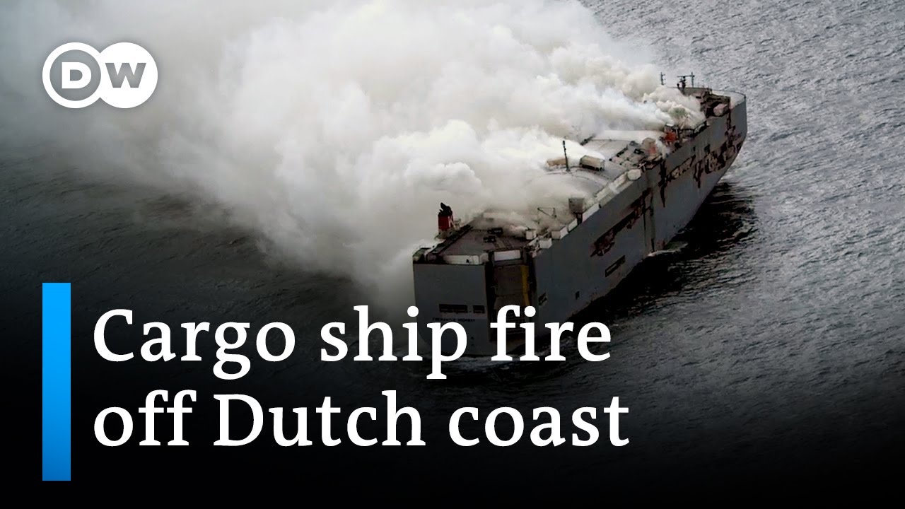 Electric car causes cargo freighter disaster in the North Sea | DW News