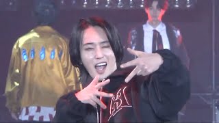 カルマ、ランウェイ登場でハイテンション決めポーズ！ばんばんざい・ぎしとステージ共演　『SAPPORO COLLECTION 2025 SPRING/SUMMER』