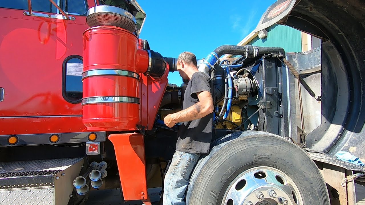 Peterbilt 359 Rebuild ep58 - первая замена масла в новом двигателе Cat 3406b