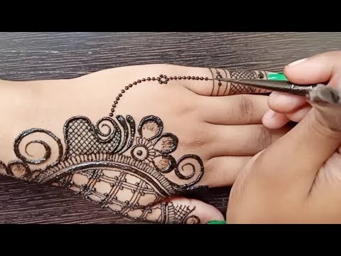 Repeat Simple Stylish And Beautiful Back Hand Mehndi Design