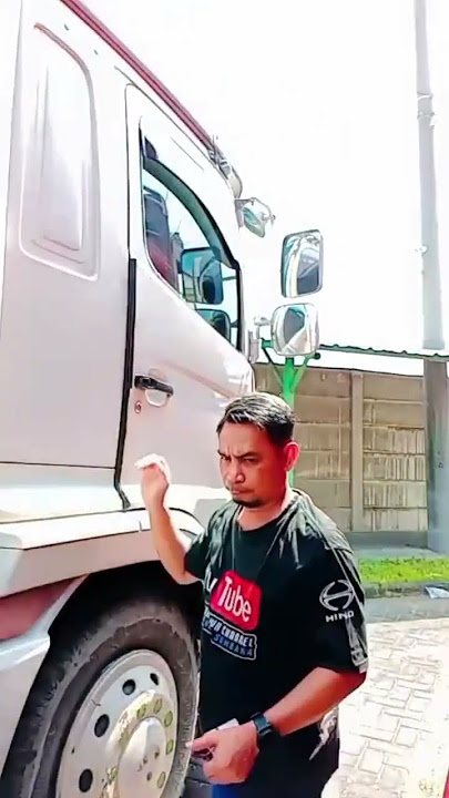 SHOLAT ALA SUPIR TRUK