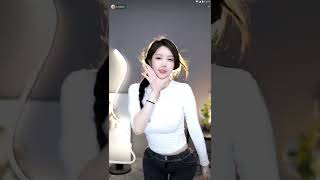 迷人的黎闪电20221128111046