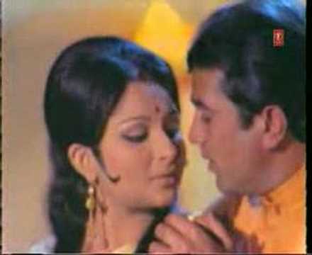 Ye Raat Hai Pyasi Pyasi